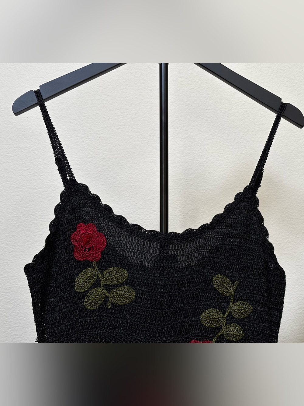Vintage Y2K Cache Black Crochet cocktail dress with beaded/crochet roses - Picture 2 of 7
